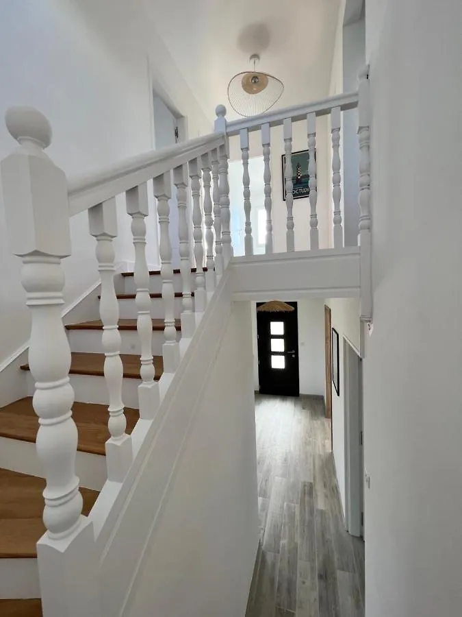La Maison Des Sables Blancs Loctudy 0*,  France